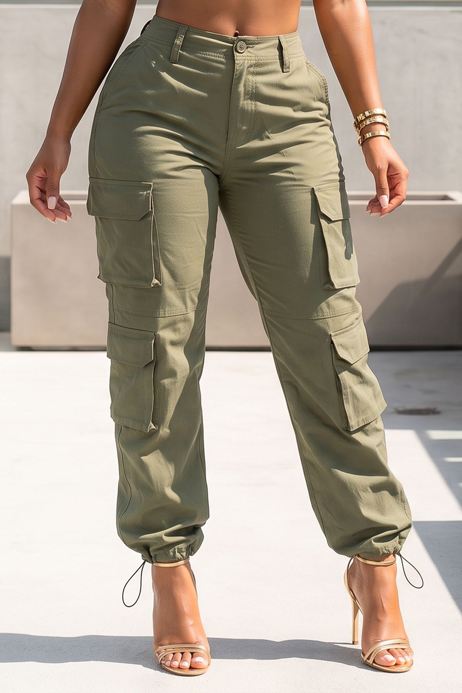 6870-HIGH RISE STRAIGHT LEG CARGO PANT WITH STRING STOPPER, Contents: